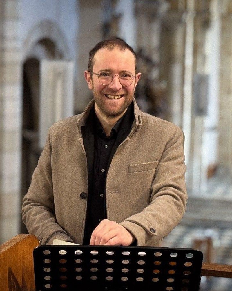STJEPAN MOLNAR