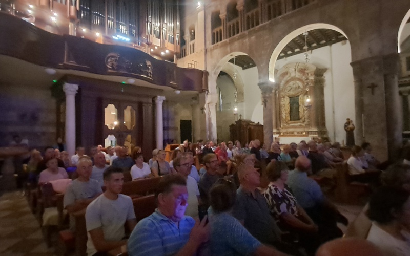 Gallery image for XAVER VARNUS IMPROVIZACIJOM U ČAST SV. STOŠIJI OKRUNIO TREĆE IZDANJE FESTIVALA