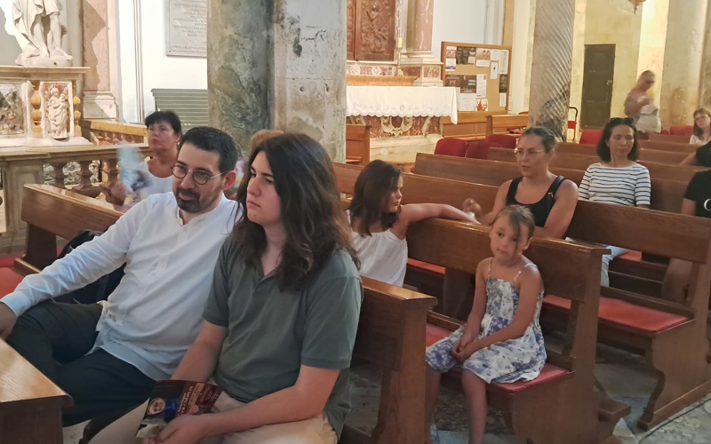 Gallery image for SOPHIE-VERONIQUE CAUCHEFER-CHOPLIN: ORGULJAŠICA VELIKIH ORGULJA CRKVE SAINT SULPICE IZ PARIZA NASTUPILA  U KATEDRALI SV. STOŠIJE