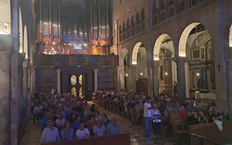 Gallery image for XAVER VARNUS IMPROVIZACIJOM U ČAST SV. STOŠIJI OKRUNIO TREĆE IZDANJE FESTIVALA